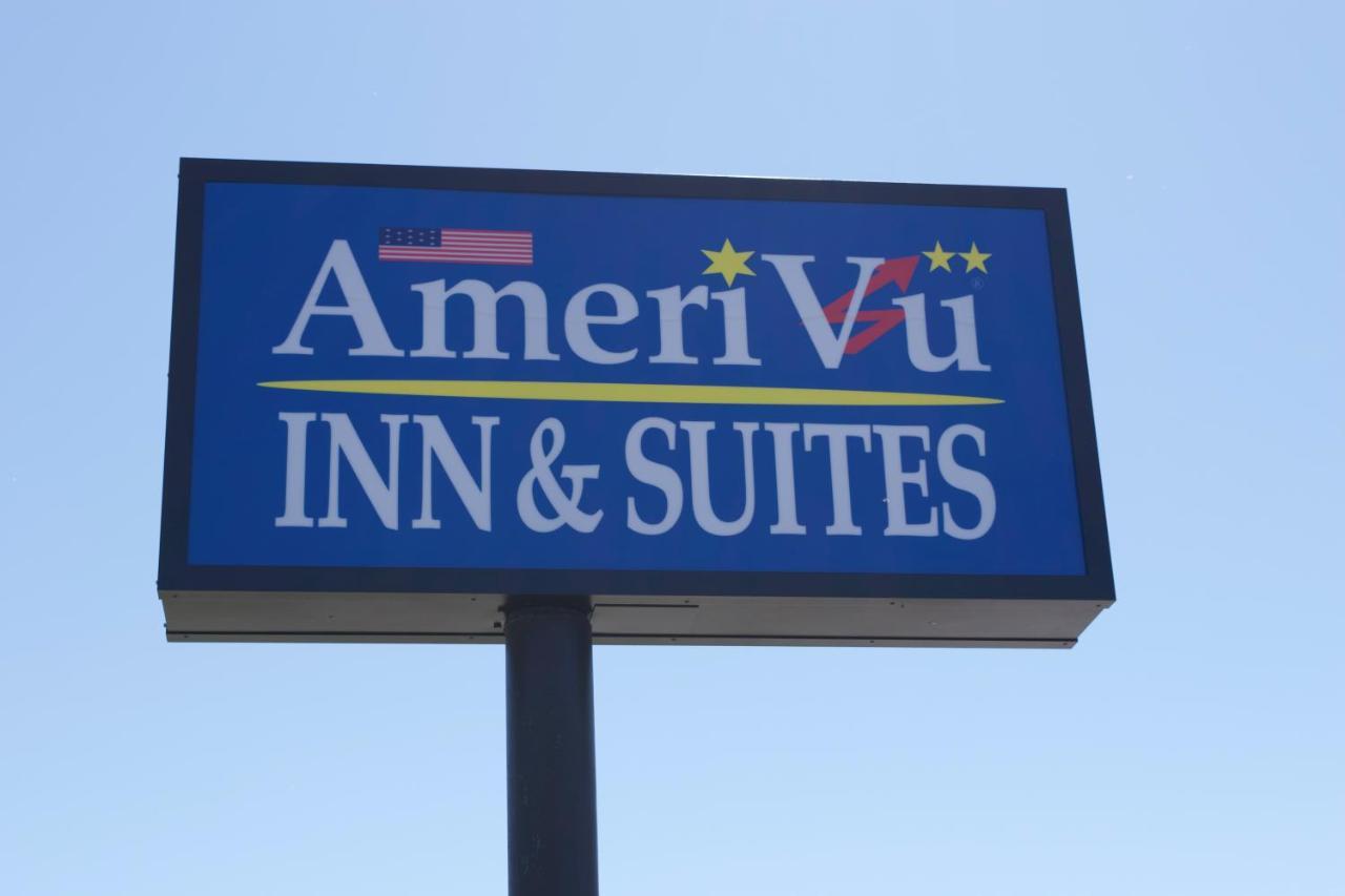 Amerivu Inn And Suites Shawano Wi Экстерьер фото